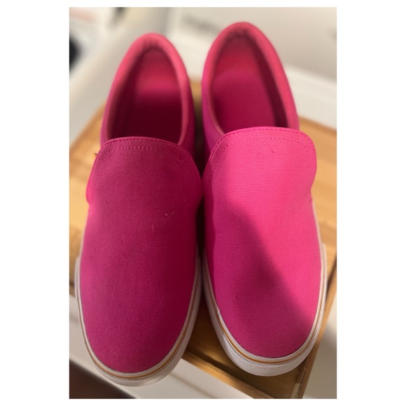 NIKE Canvas Court Royale Slip on Canvas Sneaker - Picture 3 of 4